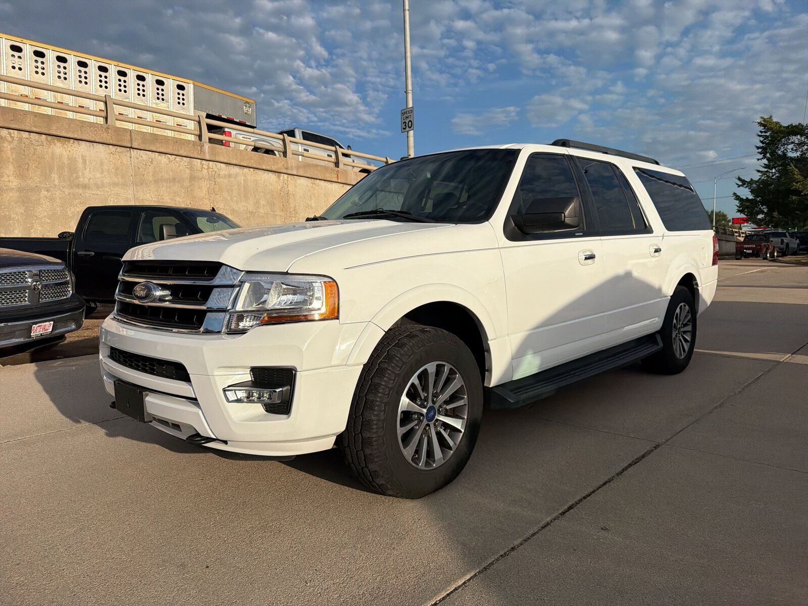 2016 FORD Expedition
