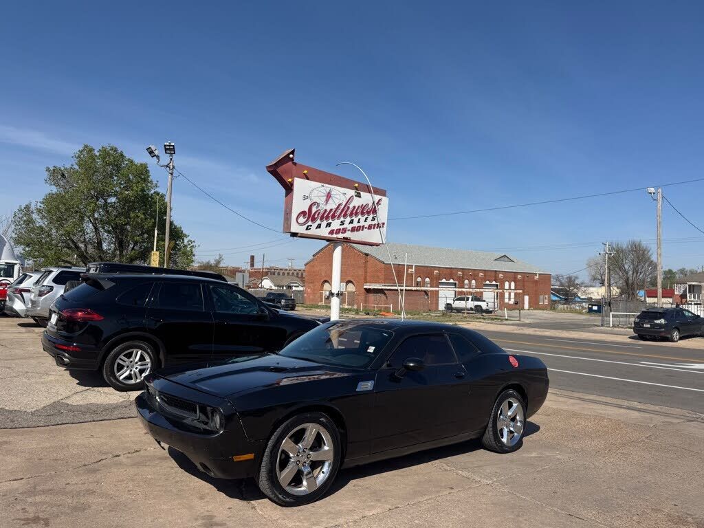 2011 DODGE Challenger