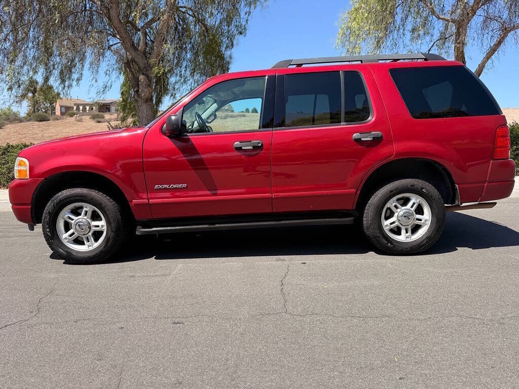 2005 FORD Explorer
