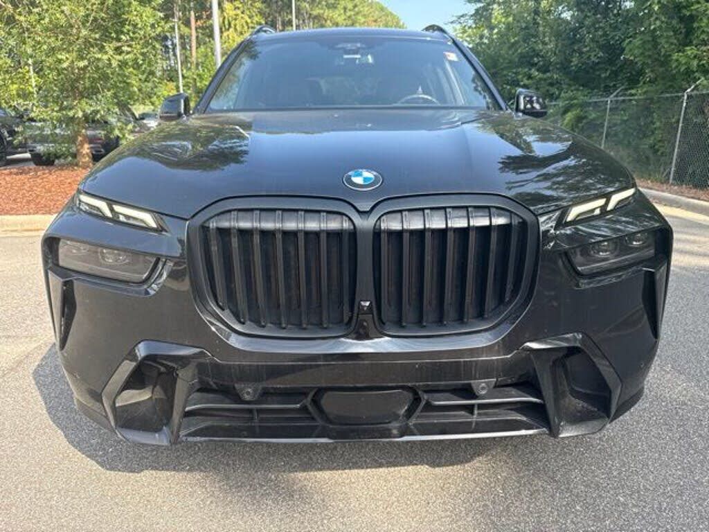 2023 BMW X7