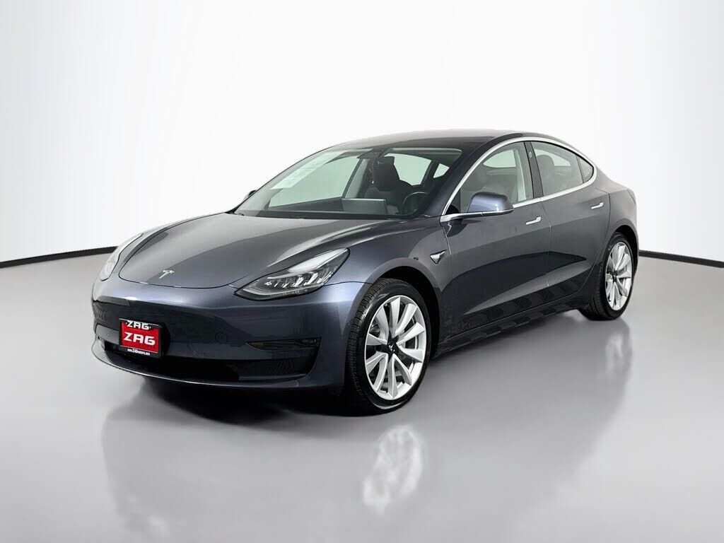 2018 TESLA Model 3