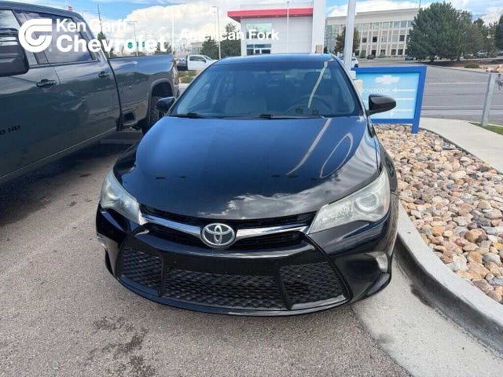 2015 TOYOTA Camry