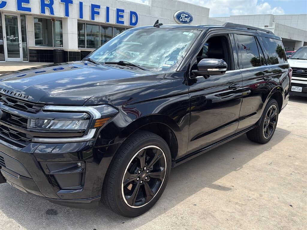 2023 FORD Expedition