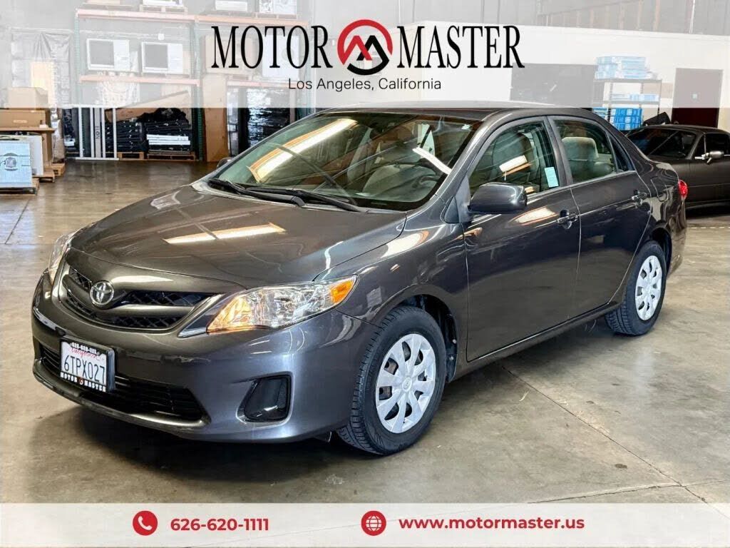 2011 TOYOTA Corolla