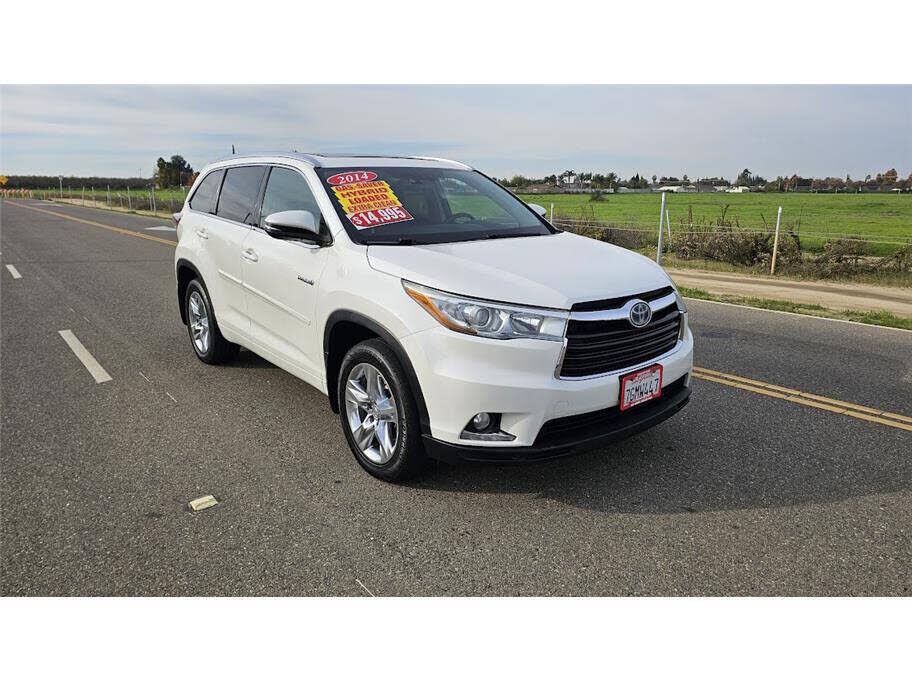 2014 TOYOTA Highlander