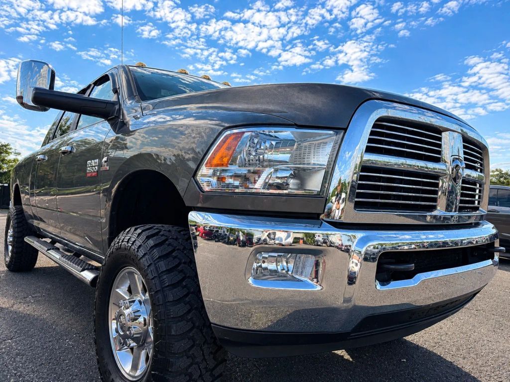 2011 DODGE Ram