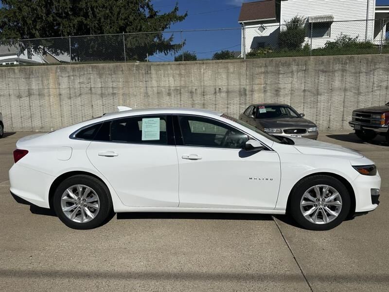 2023 CHEVROLET Malibu