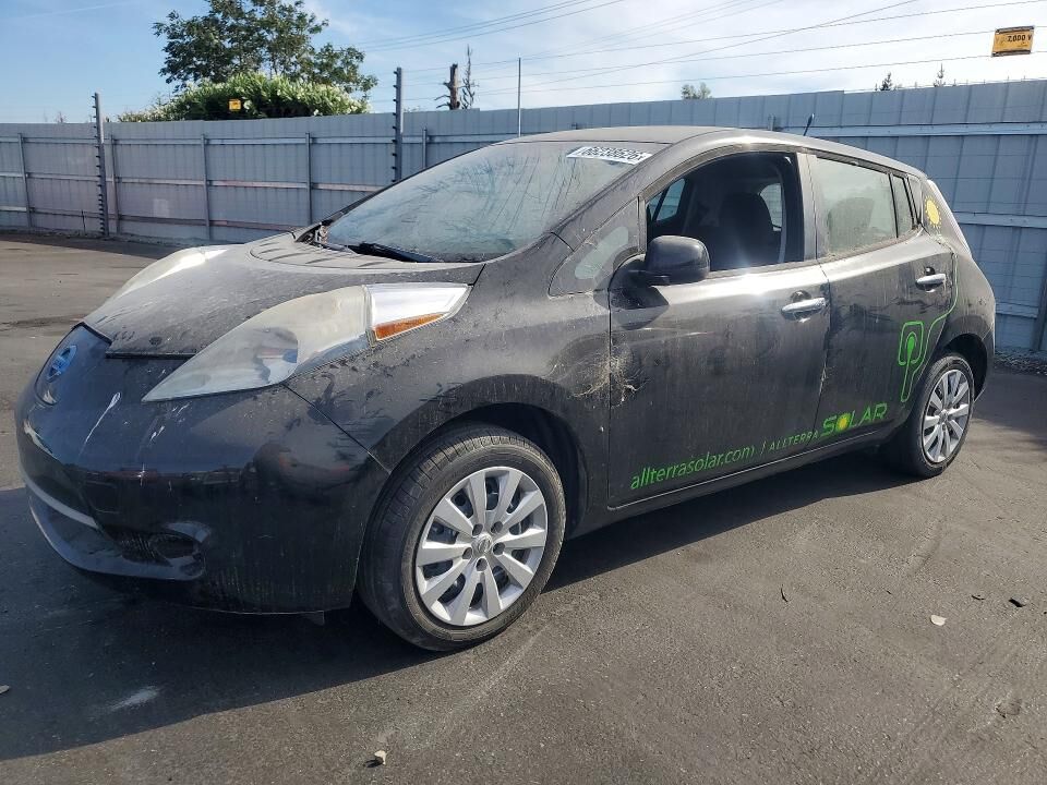 2013 NISSAN Leaf