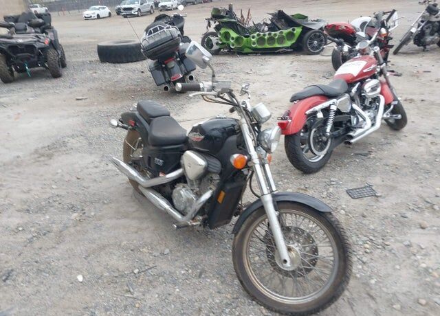 1996 HONDA VT600C