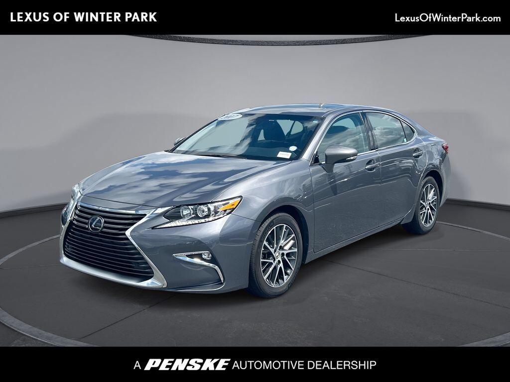 2017 LEXUS ES