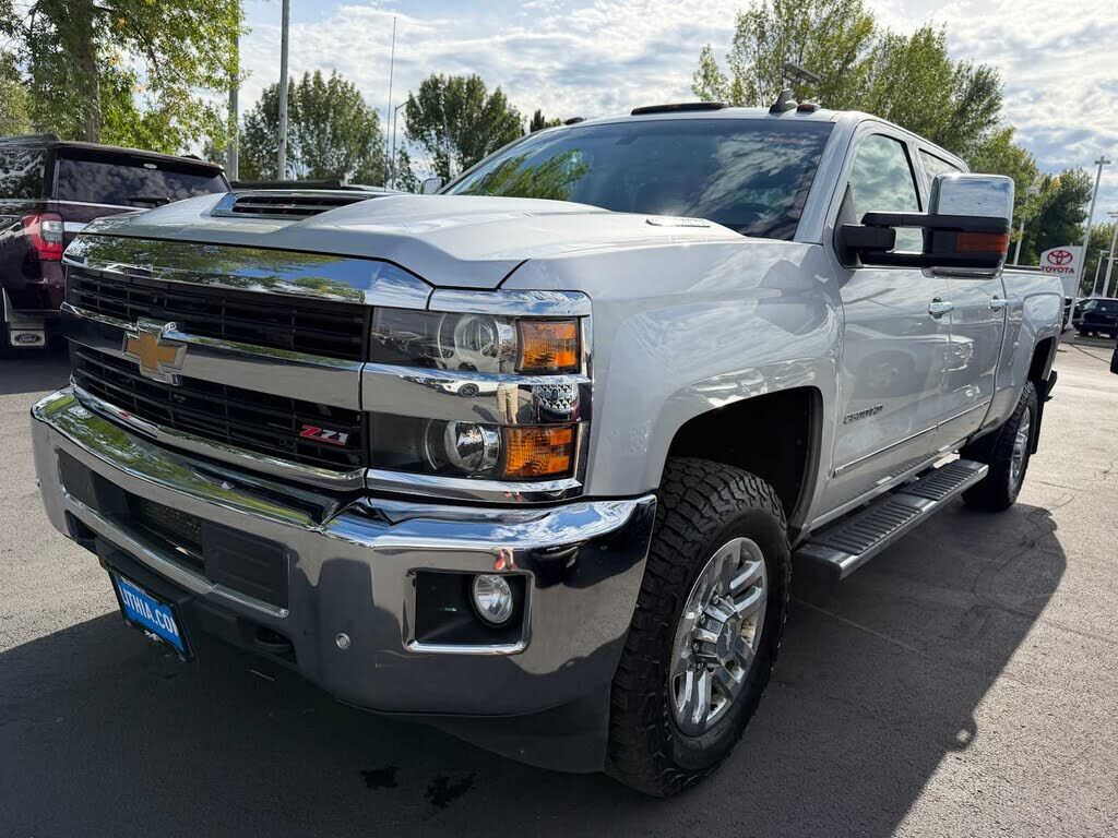 2017 CHEVROLET Silverado