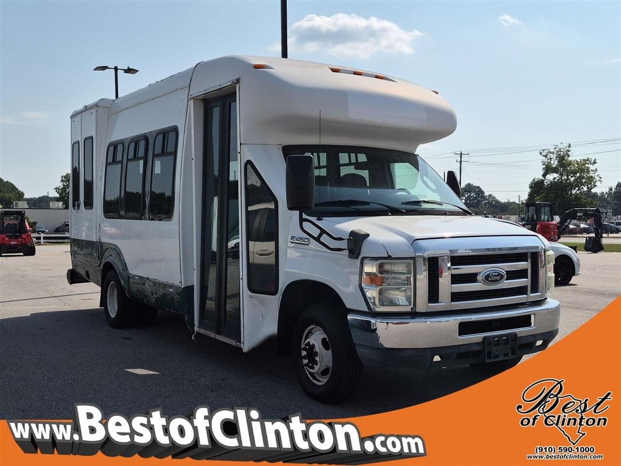 2012 FORD E-450
