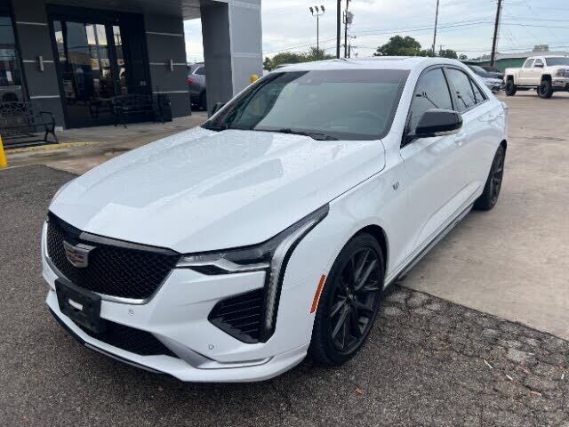 2022 CADILLAC CT4