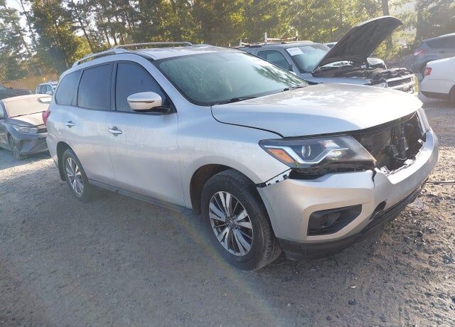 2018 NISSAN Pathfinder