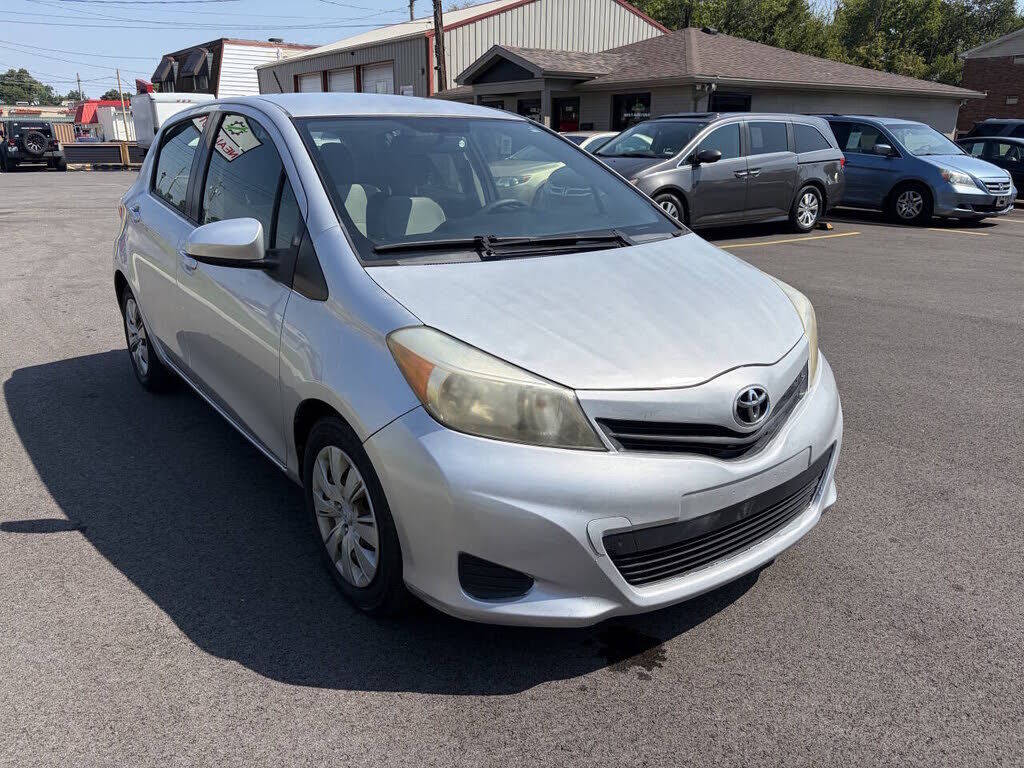 2014 TOYOTA Yaris