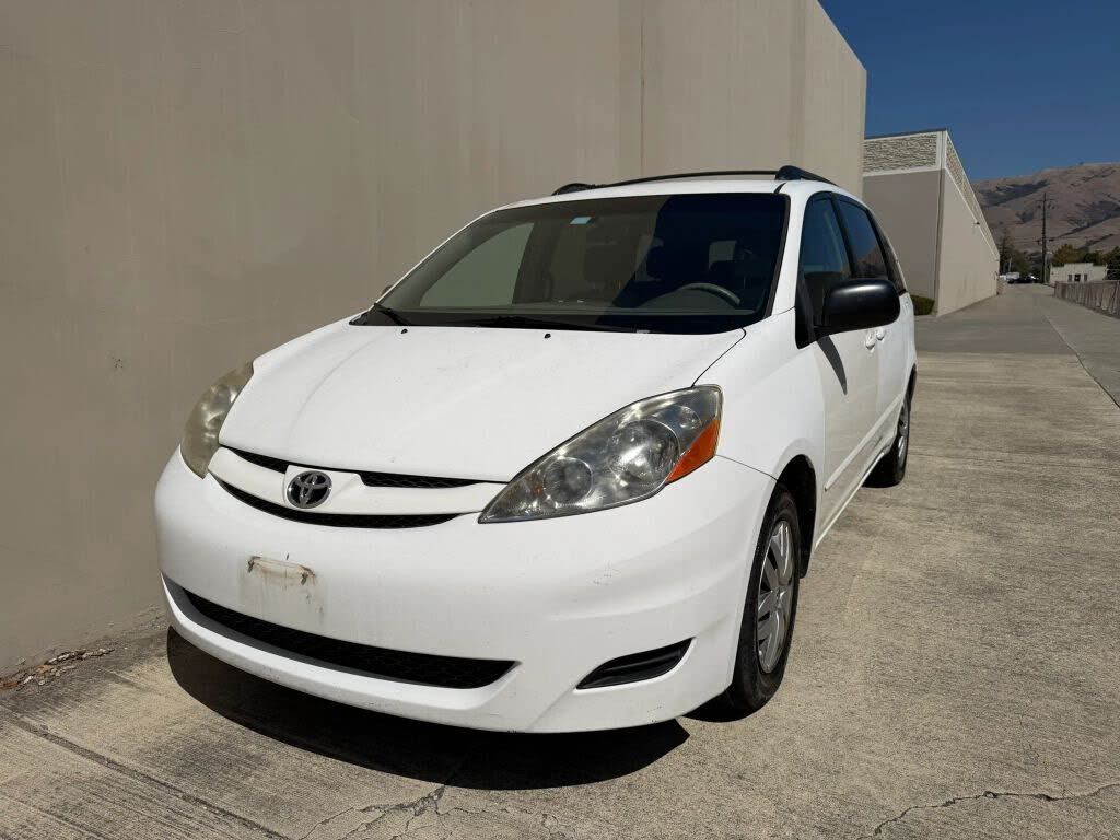 2008 TOYOTA Sienna