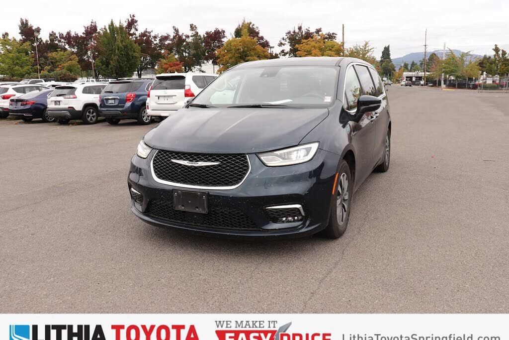 2023 CHRYSLER Pacifica