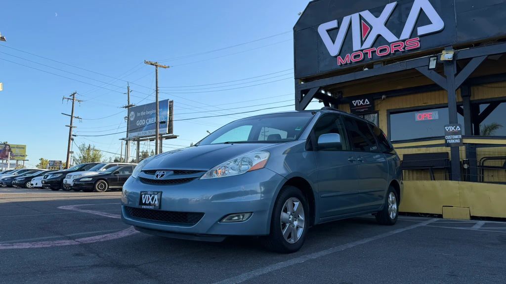 2008 TOYOTA Sienna