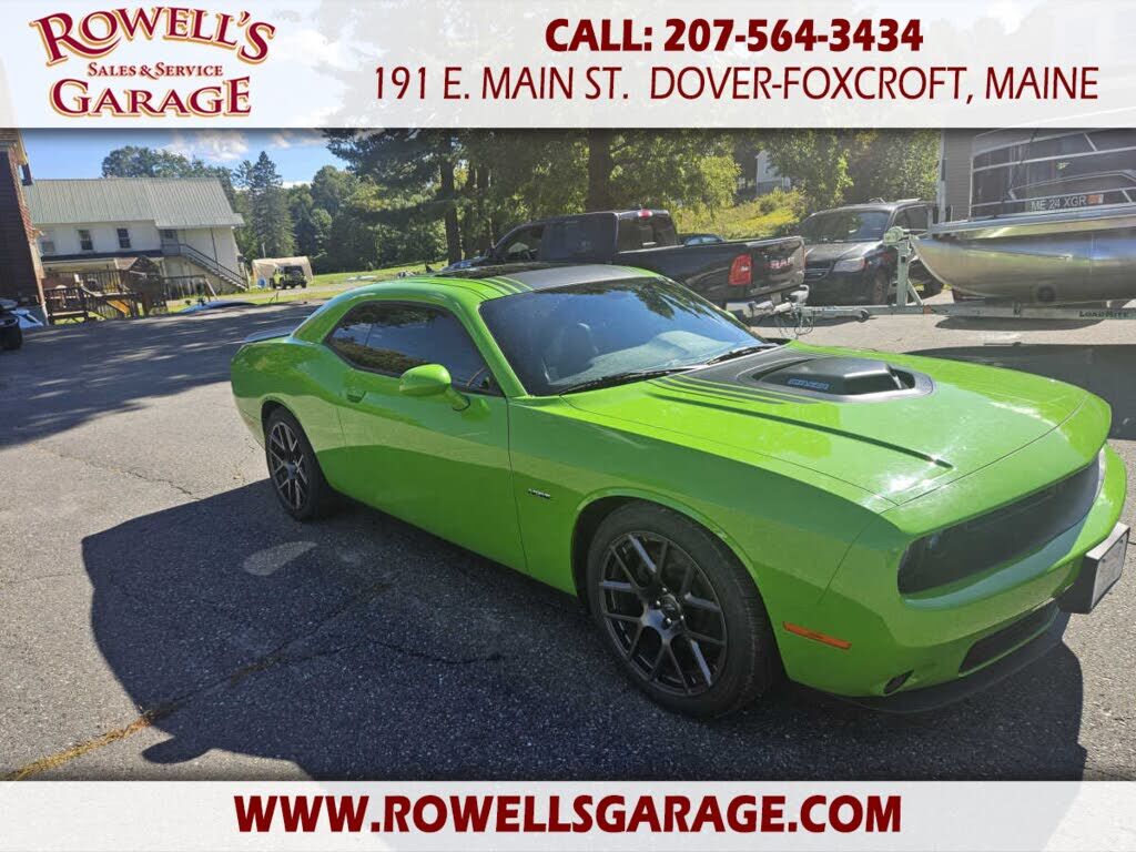 2017 DODGE Challenger