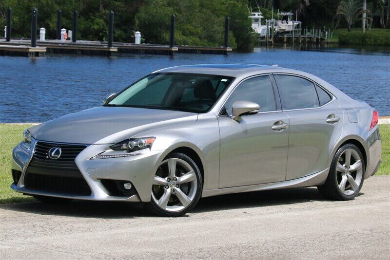 2015 LEXUS IS