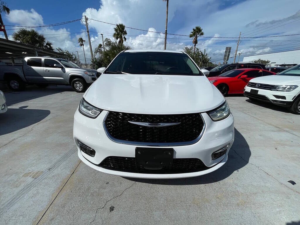 2023 CHRYSLER Pacifica