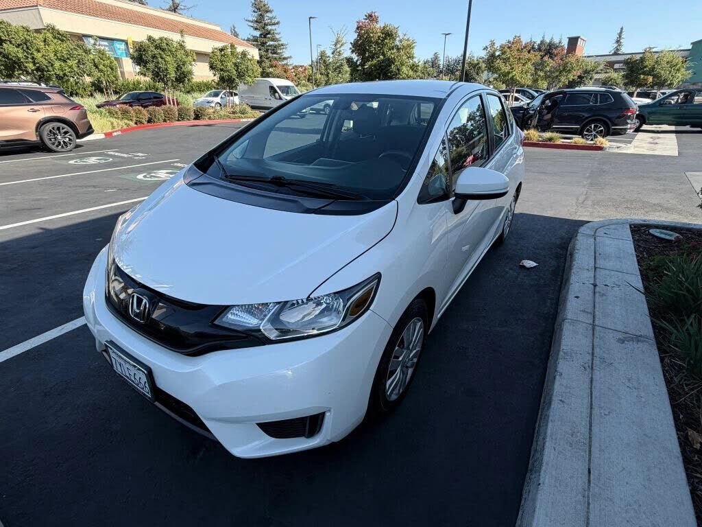2017 HONDA Fit
