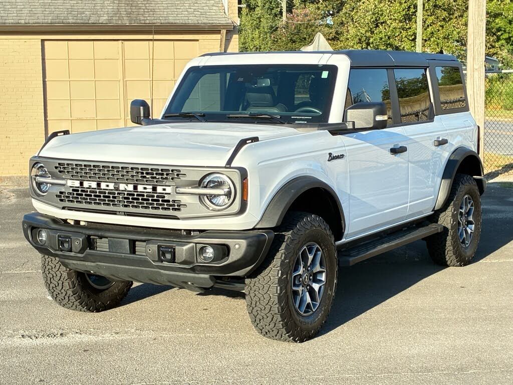 2023 FORD Bronco