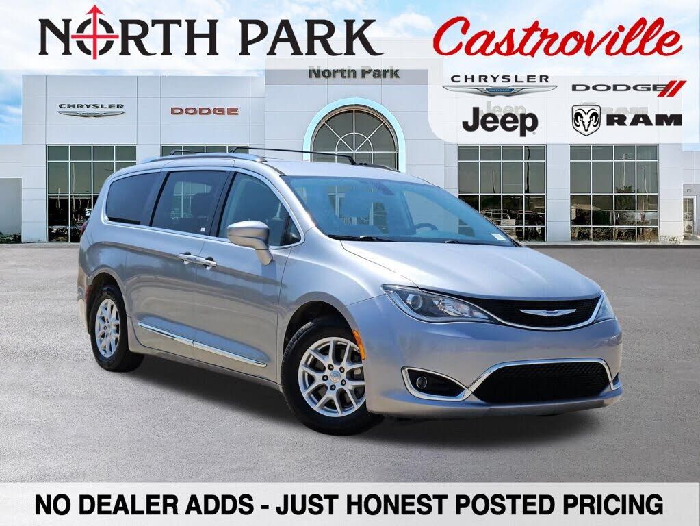 2020 CHRYSLER Pacifica