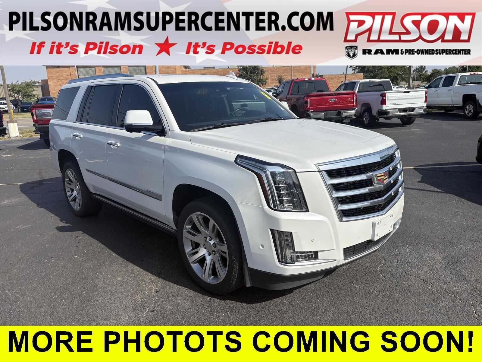 2017 CADILLAC Escalade