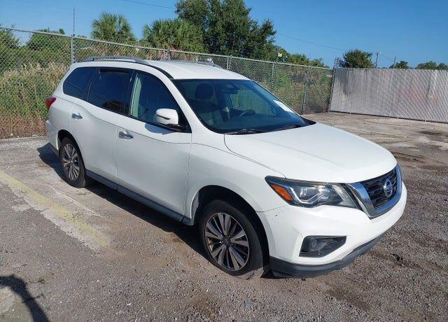 2018 NISSAN Pathfinder