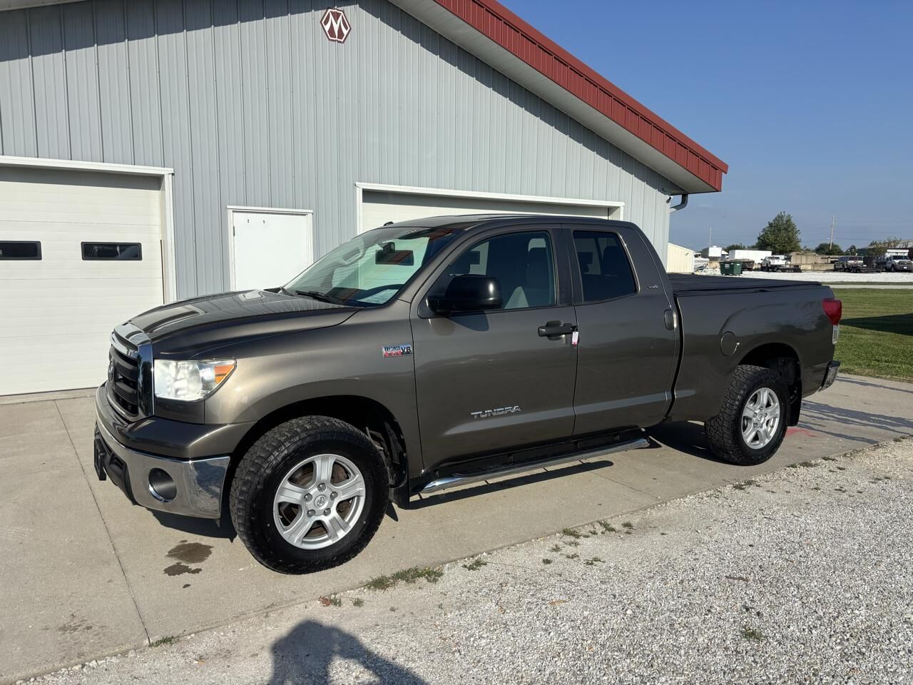 2011 TOYOTA Tundra