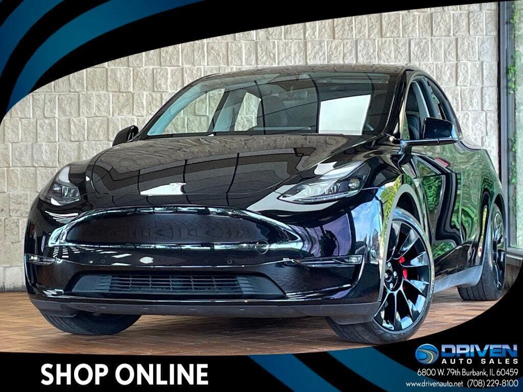 2022 TESLA Model Y