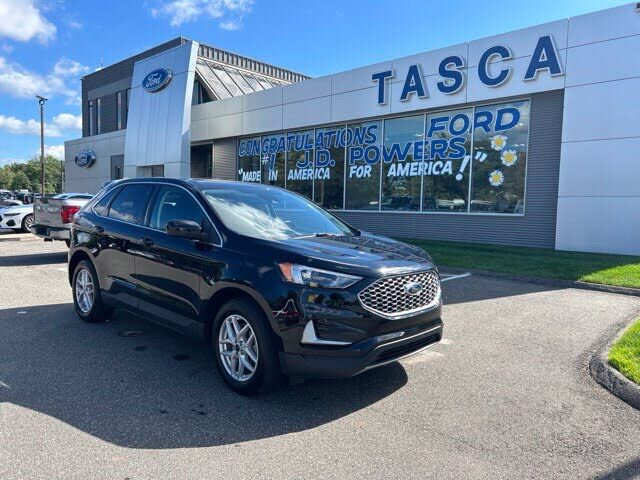 2024 FORD Edge