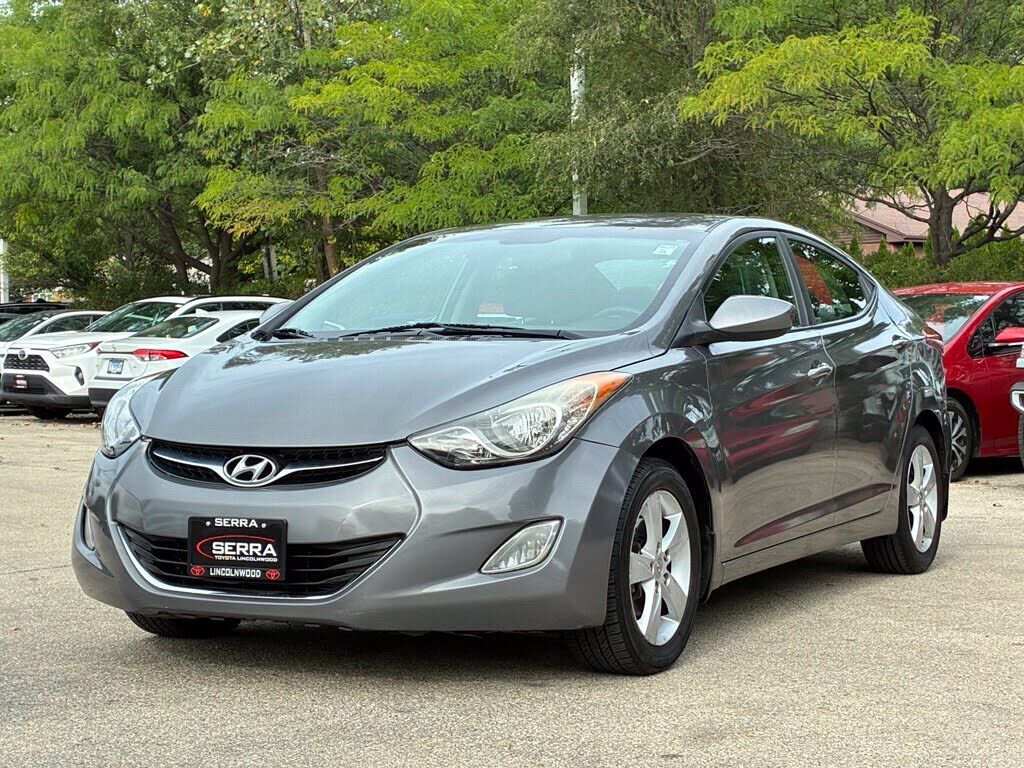 2013 HYUNDAI Elantra