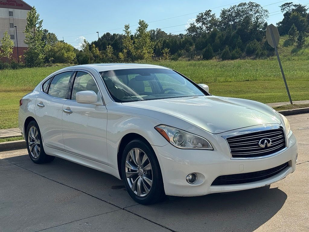 2013 INFINITI M37