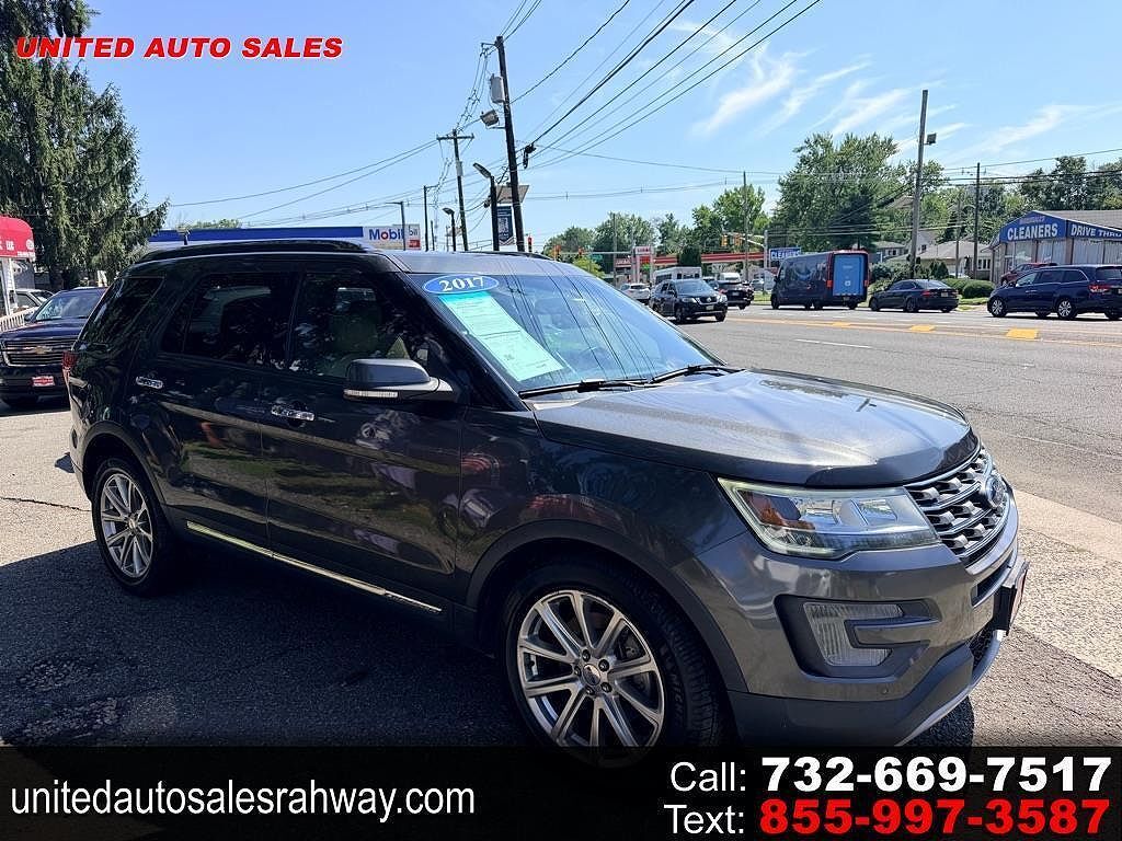 2017 FORD Explorer