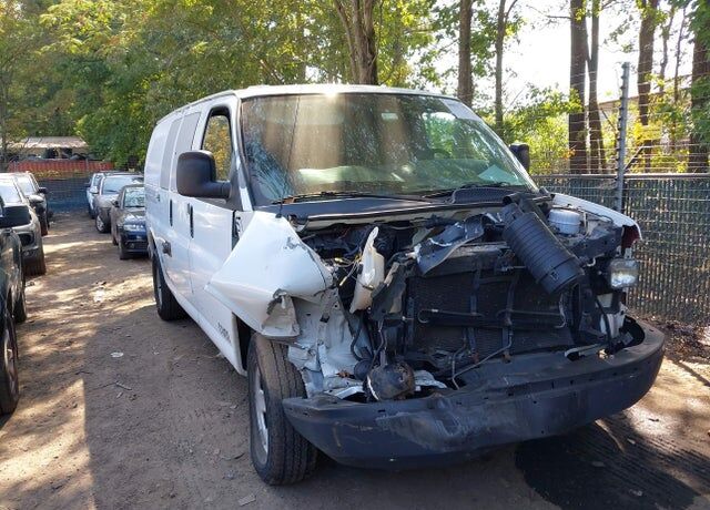 2010 GMC Savana
