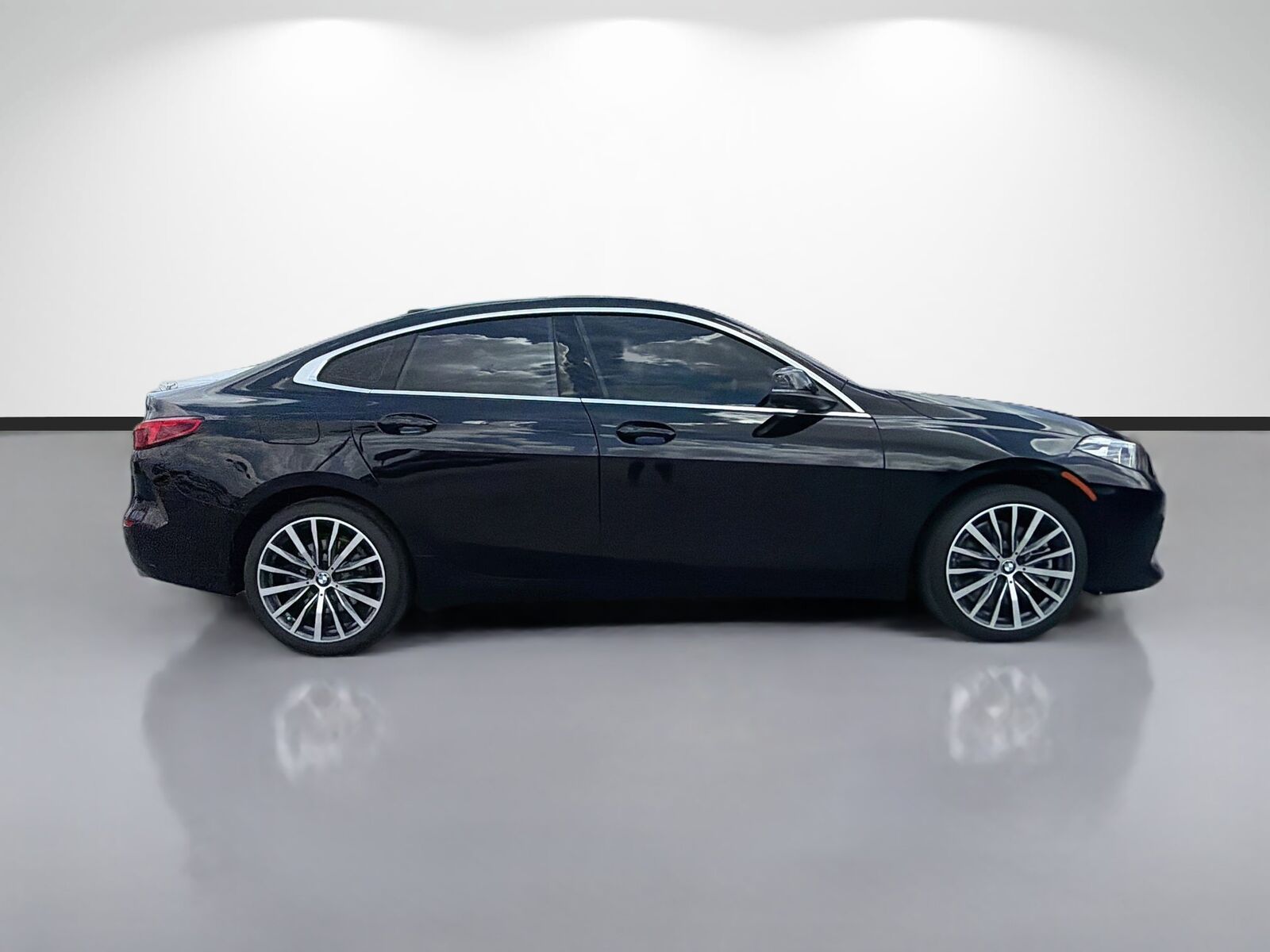 2022 BMW 228i