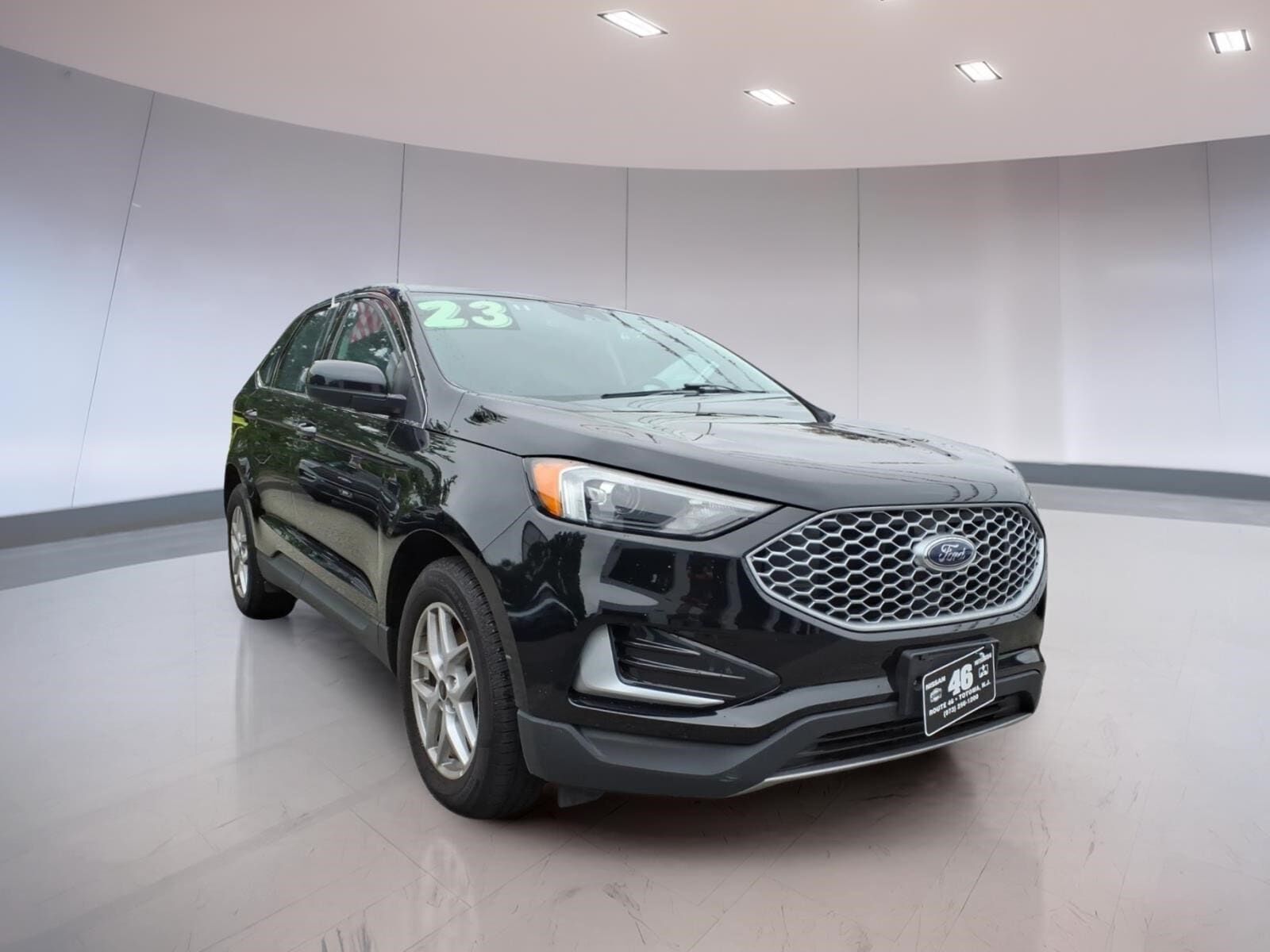 2023 FORD Edge