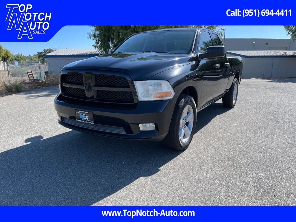 2012 DODGE Ram