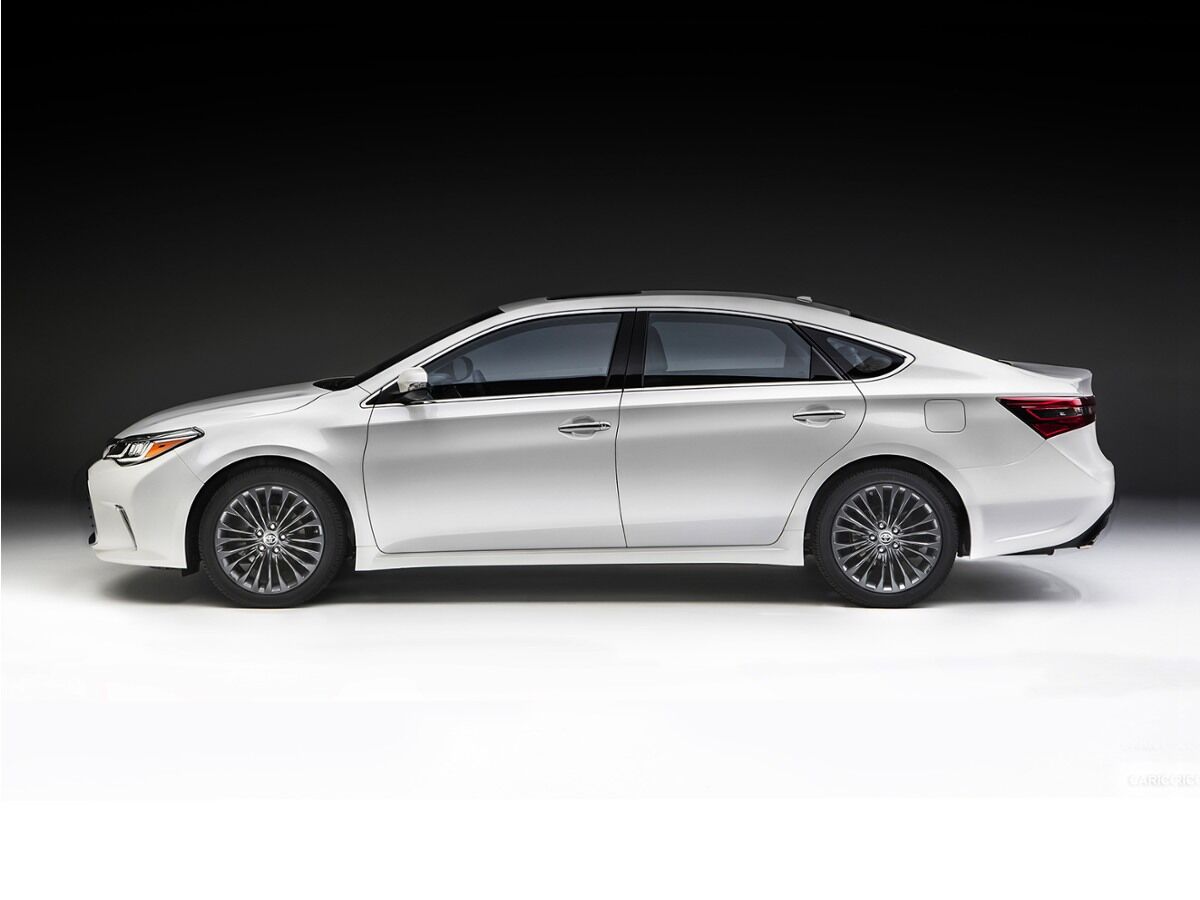 2017 TOYOTA Avalon