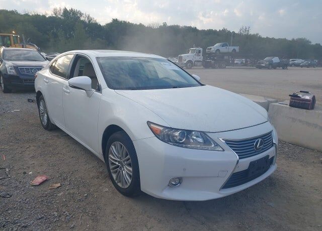2014 LEXUS ES