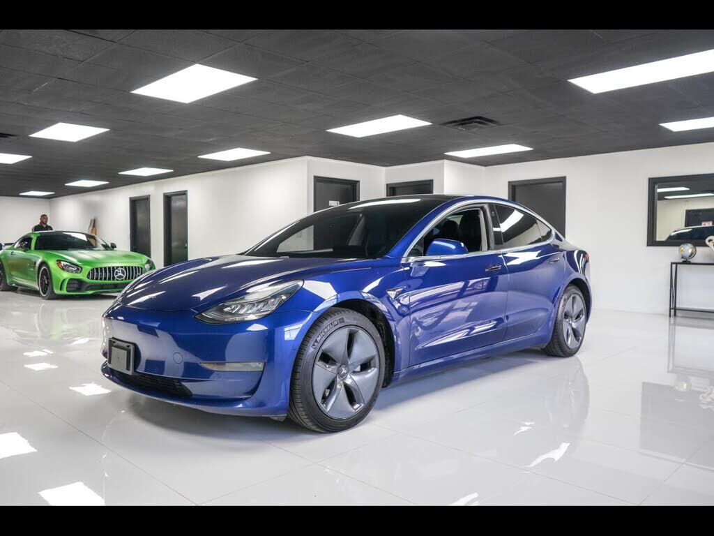 2020 TESLA Model 3