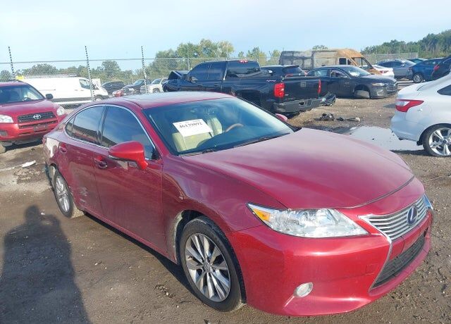 2013 LEXUS ES