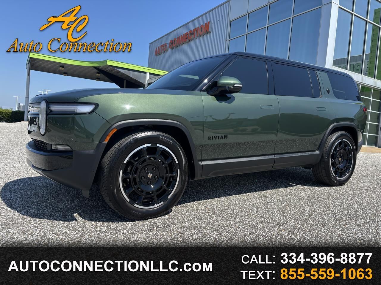 2025 RIVIAN R1S