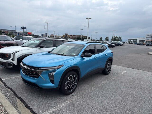 2026 CHEVROLET Trax