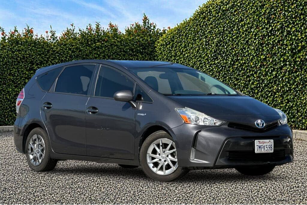 2015 TOYOTA Prius