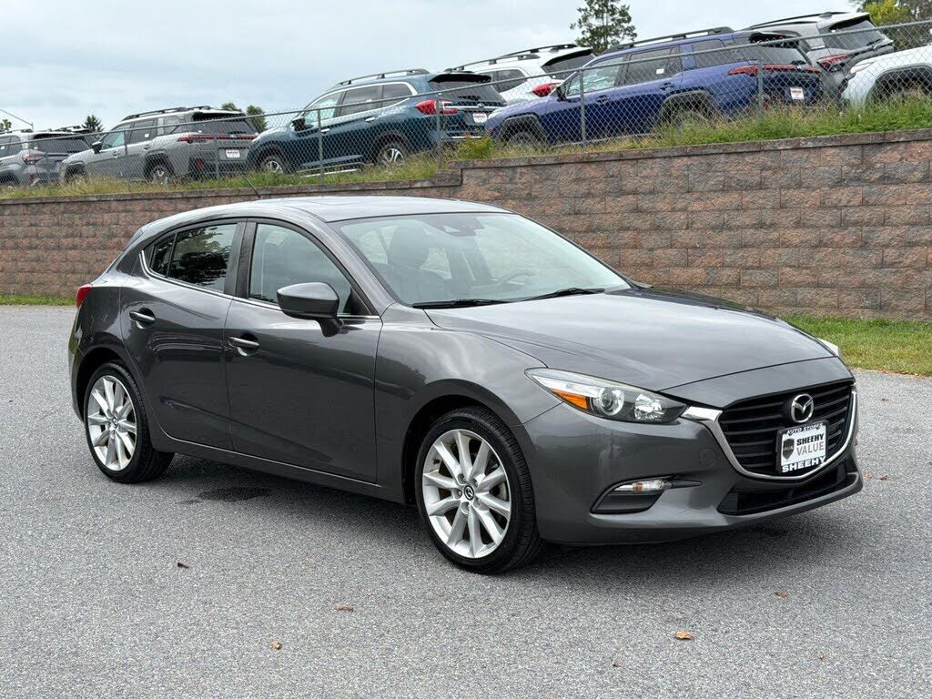 2017 MAZDA Mazda3