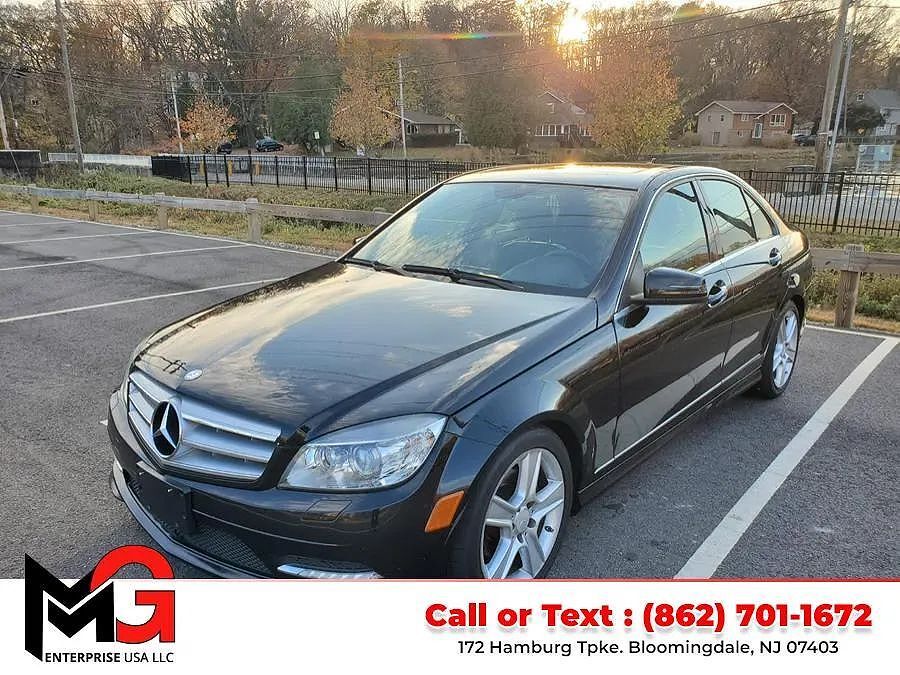 2011 MERCEDES-BENZ C-Class