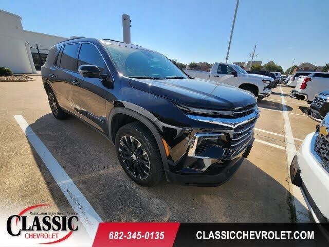 2025 CHEVROLET Traverse